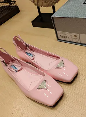 프라다 메리제인