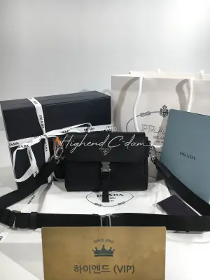 프라다 리나일론 사피아노 숄더백 2VD044