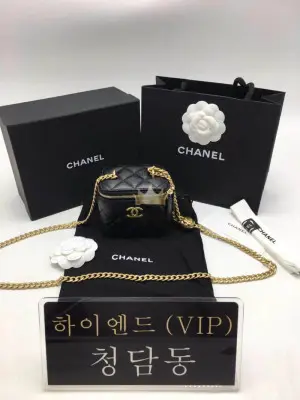 샤넬 23S 카멜리아볼 베니티백 미니
