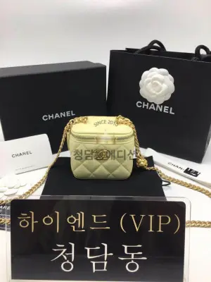 샤넬 23S 카멜리아볼 베니티백 미니