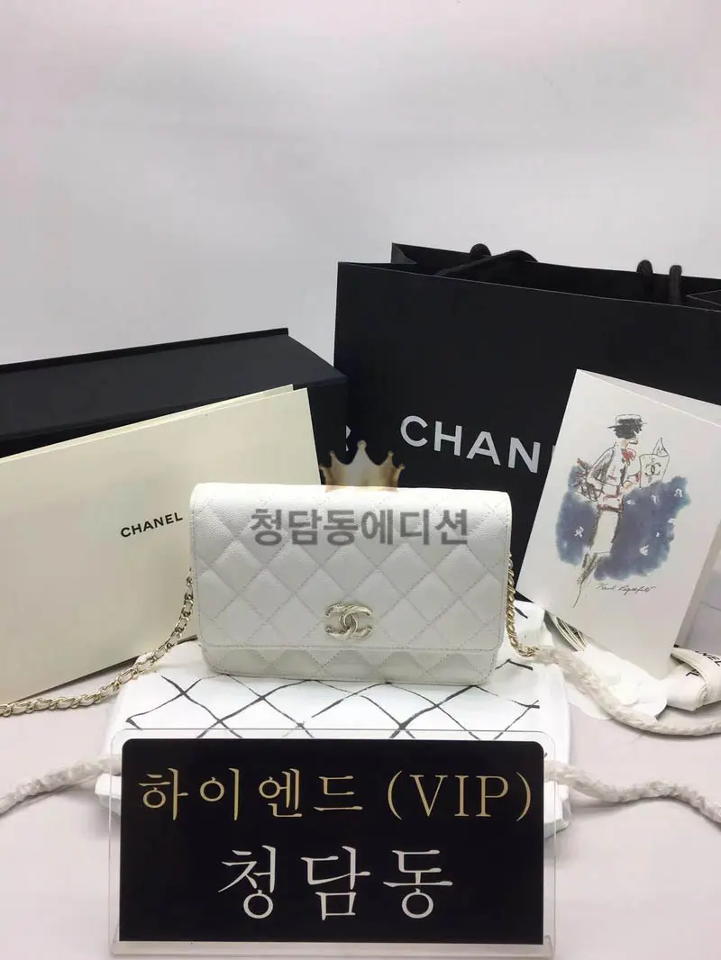 샤넬 23S 트위스트 CC로고 WOC