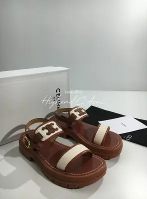 셀린느 샌들