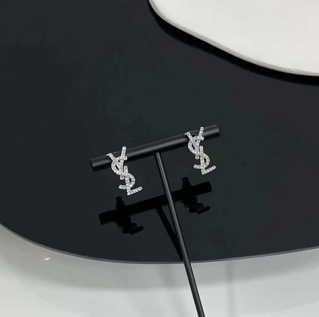 생로랑 ysl 귀걸이