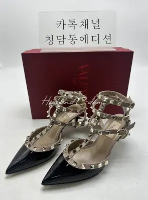 발렌티노 락스터드 펌프스 (6.5cm, 9.5cm)