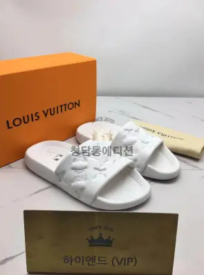 루이비통 lv 워터프론트 뮬 (남성용)