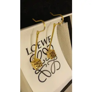 로에베 loewe 귀걸이