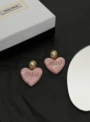 미우미우 miu miu 귀걸이