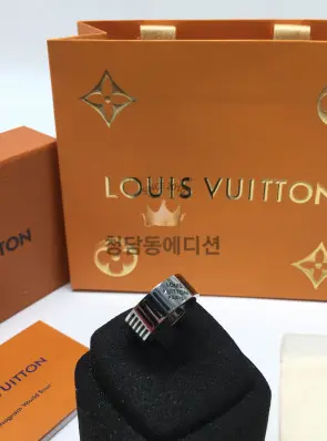 루이비통 lv 에나멜 링