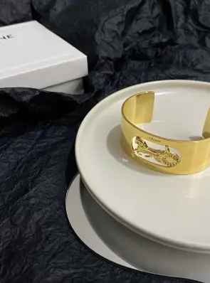 셀린느 celine 브레이슬릿 (폭 2.5cm)
