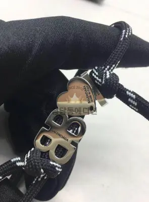 발렌시아가 balenciaga I 3 BB 브레이슬릿