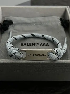 발렌시아가 balenciaga plate 브레이슬릿
