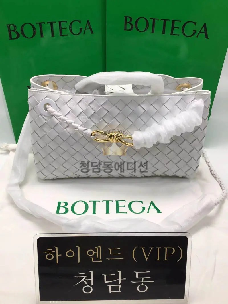 보테가베네타 23SS 안디아모 E/W 스몰 754990