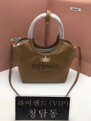미우미우 23FW MIU MIU 아이비 가죽백