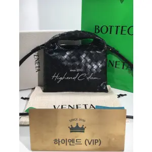 보테가베네타 미니 홉 토트백 777586