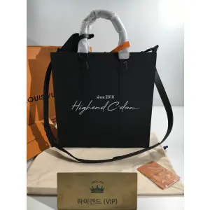 루이비통 삭플라 NV M21866