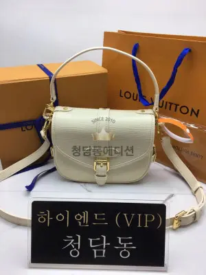 루이비통 소뮈르 BB M23469 (컬러 블랙, 아이보리)