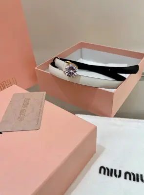 미우미우 다이아 버클 벨트