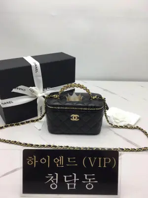 샤넬 레터링 베니티 탑핸들