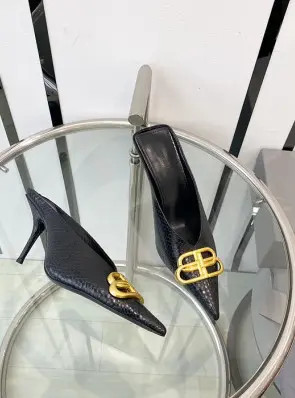 발렌시아가 스퀘어 나이프 BB 뮬 (굽 8cm)