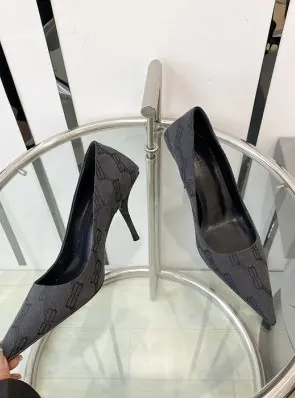 발렌시아가 스퀘어 나이프 자카드 캔버스 레더 펌프스 (굽 8cm)