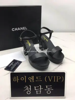 샤넬 크리스탈 샌들