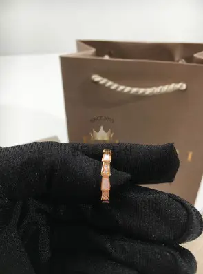불가리 세르펜티 바이퍼 반지 (컬러 로즈골드)