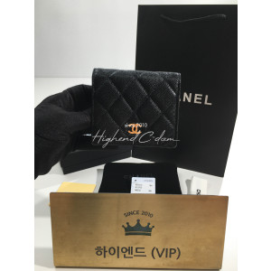 샤넬 폴딩 반지갑 (버클 금장)