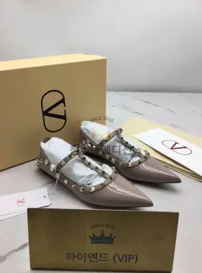 발렌티노 플랫