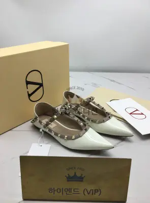 발렌티노 플랫