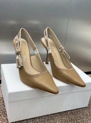 디올 슬링백 펌프스 (9.5cm)