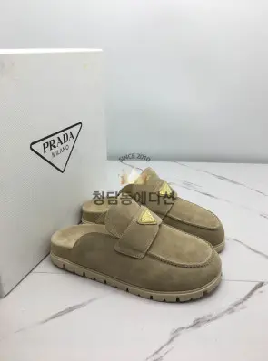 프라다 블로퍼