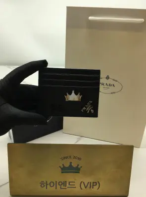 프라다 사피아노 카드지갑 2MC223 (컬러 블랙(은장))