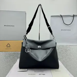 발렌시아가 로데오 메신저백
