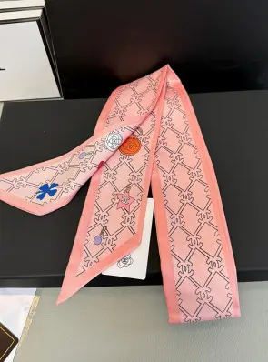 샤넬 실크 트윌리