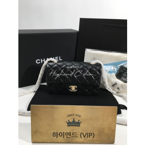 샤넬 24K 클래식 미니 플랩 백 AS5219