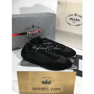 프라다 컬랩스 리나일론 엘라스틱 스니커즈 (남녀공용) (컬러 블랙)