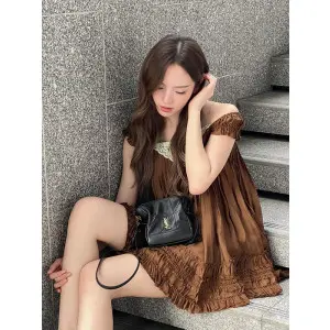 생로랑 램스킨 소재의 제이미(jamie) 미니 파우치 859174 (컬러 블랙)