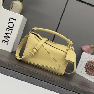 로에베 스무스 카프스킨 퍼즐 24cm 스몰 백