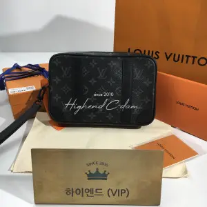루이비통 포쉐트 카사이 모노그램 클러치백 M82076