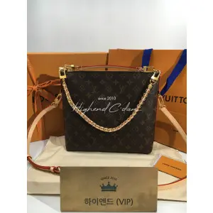 루이비통 멀티패스 숄더백 M27825 (upgrade ver.)