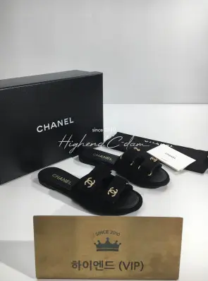 샤넬 26P CC로고 슬리퍼 뮬 G47043