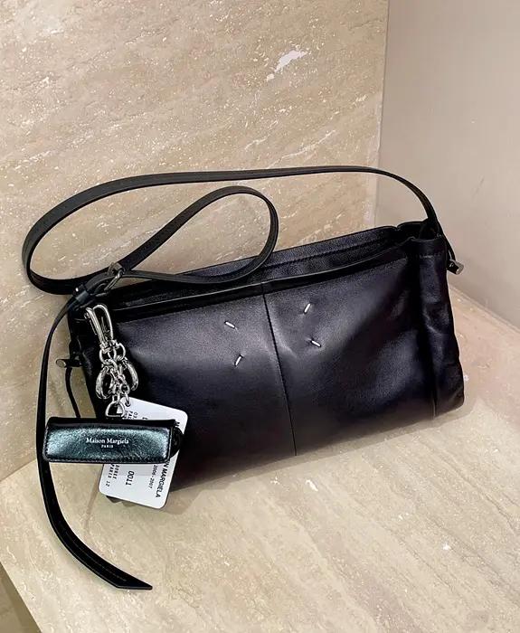 마르지엘라 드로스트링 숄더백