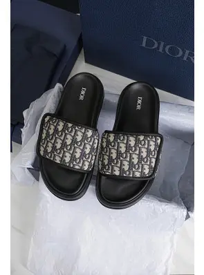 디올 아쿠아 샌들 (남성용)