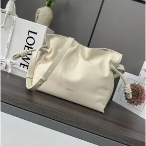 로에베 플라멩고 클러치백 30cm