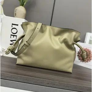 로에베 플라멩고 클러치백 30cm