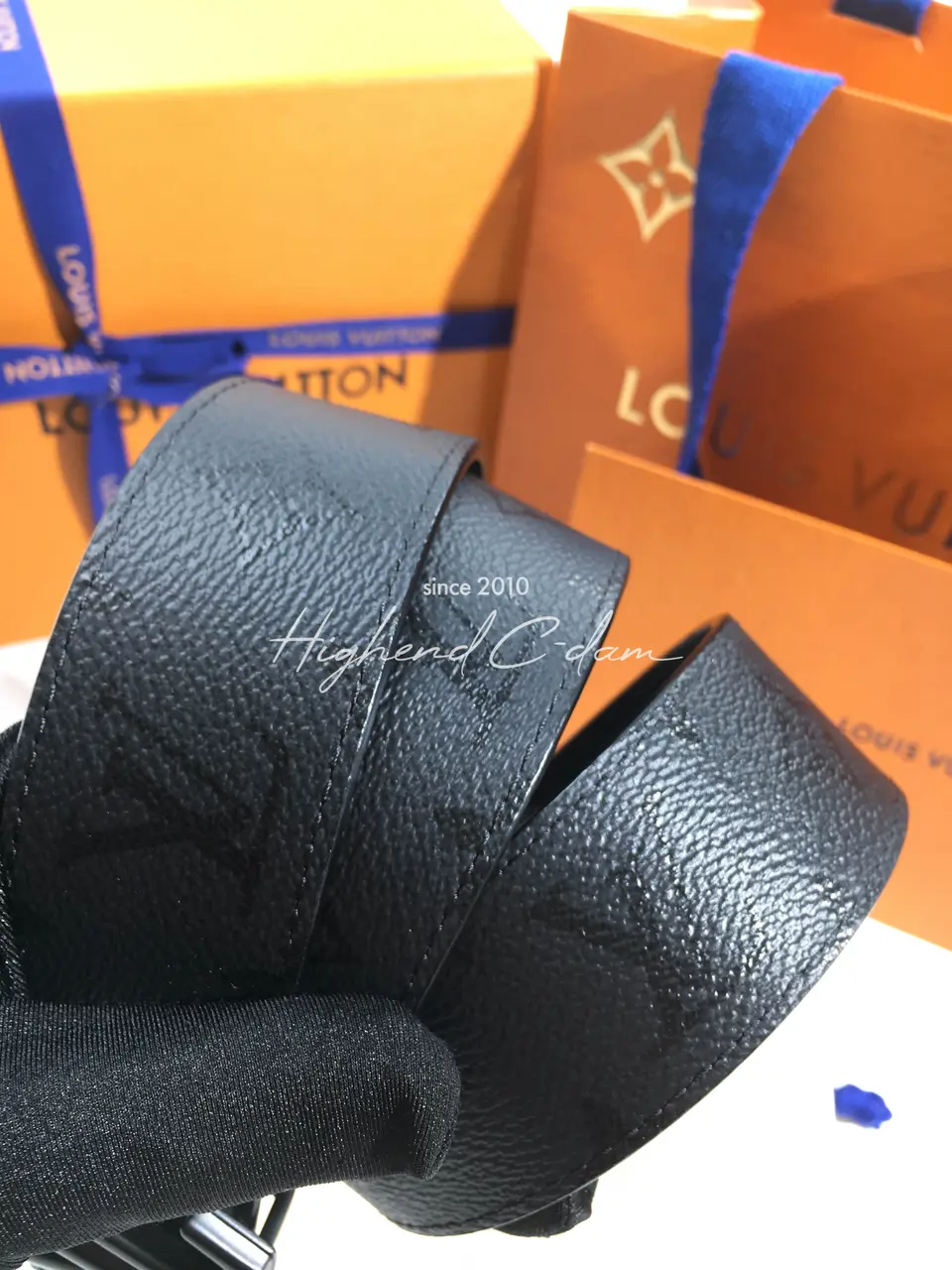 루이비통 디멘션 모노그램 미드나잇 40mm 리버서블 벨트