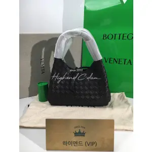 보테가베네타 캄파나 스몰 854248 (컬러 폰단트)