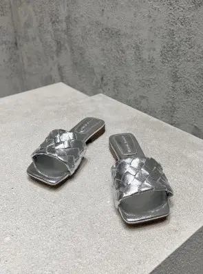 보테가베네타 파르코 뮬 플랫