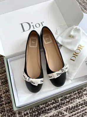 디올 J'Adior 발레리나 플랫