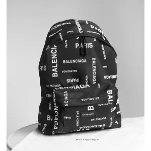 발렌시아가 플래닛 어스 백팩